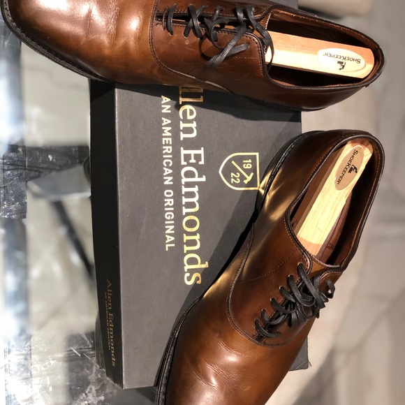 Allen Edmonds - Picture 4 of 4